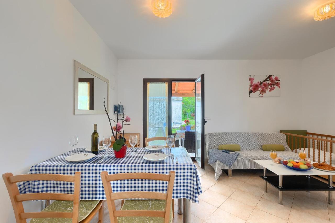 Apartmani Martina 포레치 외부 사진