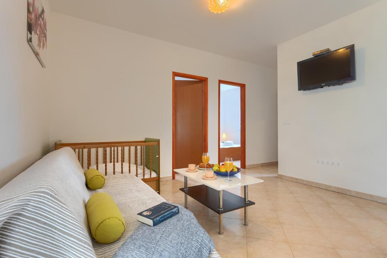 Apartmani Martina 포레치 외부 사진
