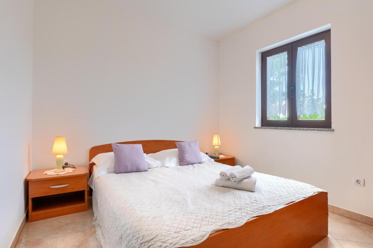 Apartmani Martina 포레치 외부 사진