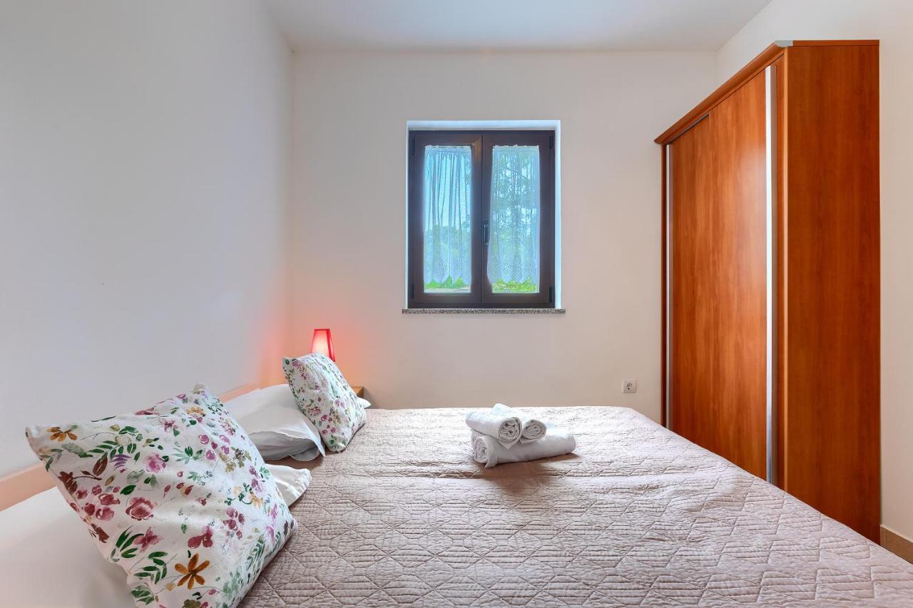 Apartmani Martina 포레치 외부 사진